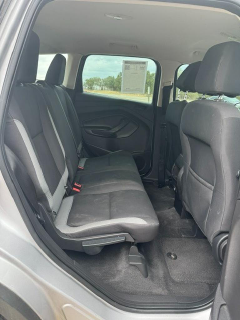2014 Ford Escape S - Photo 10