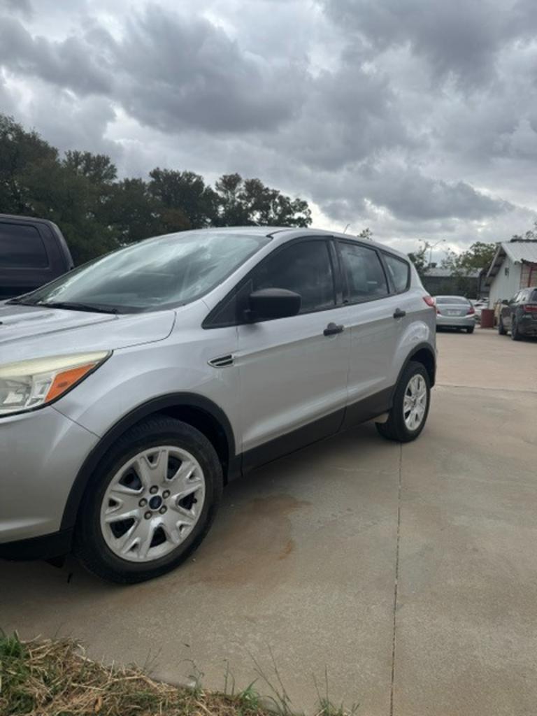 2014 Ford Escape S - Photo 14